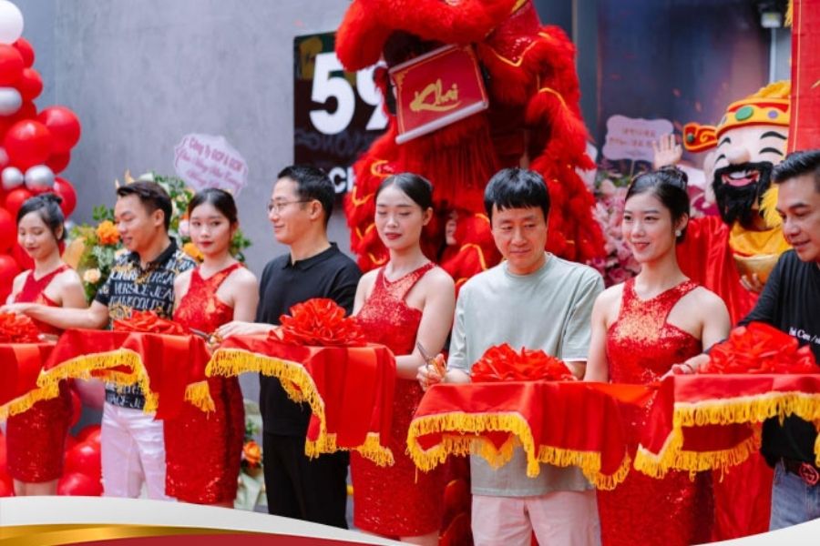 le khai truong tiem toc 2